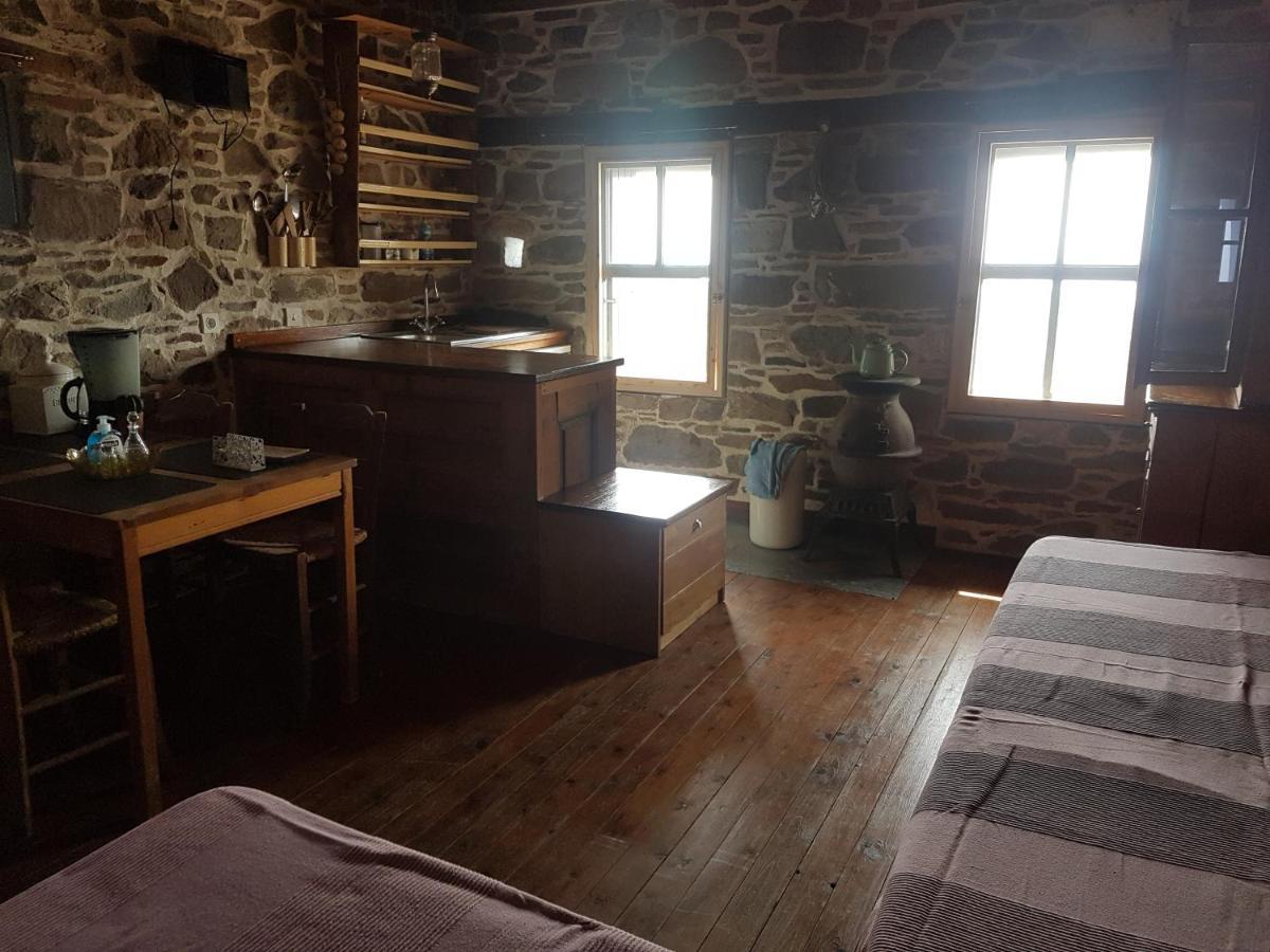 Chios Houses, Beautiful Restored Traditional Stone With An Astonishing Seaview